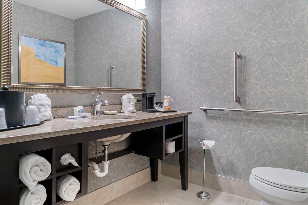 | Comfort Inn Plainwell