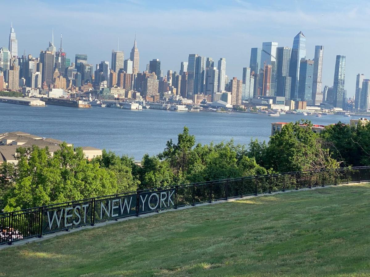 | Nice 2bedroom Apt With Patio Included To Enjoy