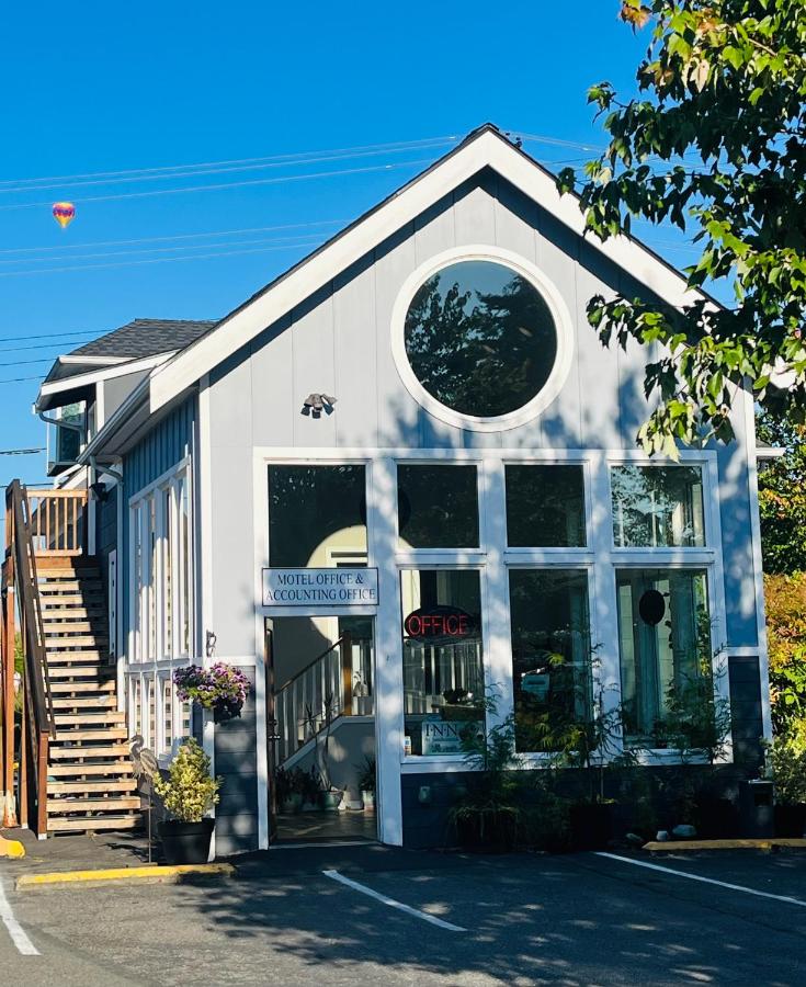 | Snohomish Inn