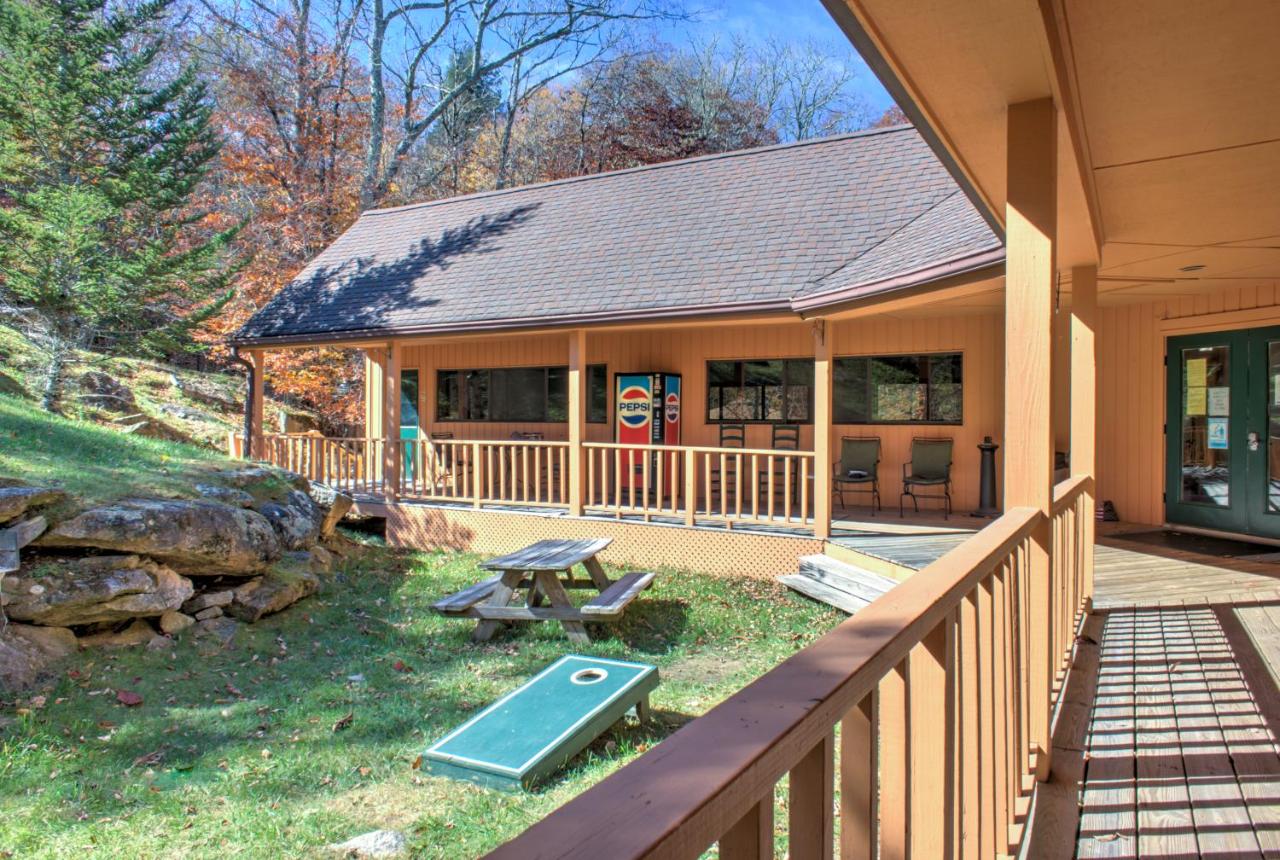 | Cedar Village Condominiums
