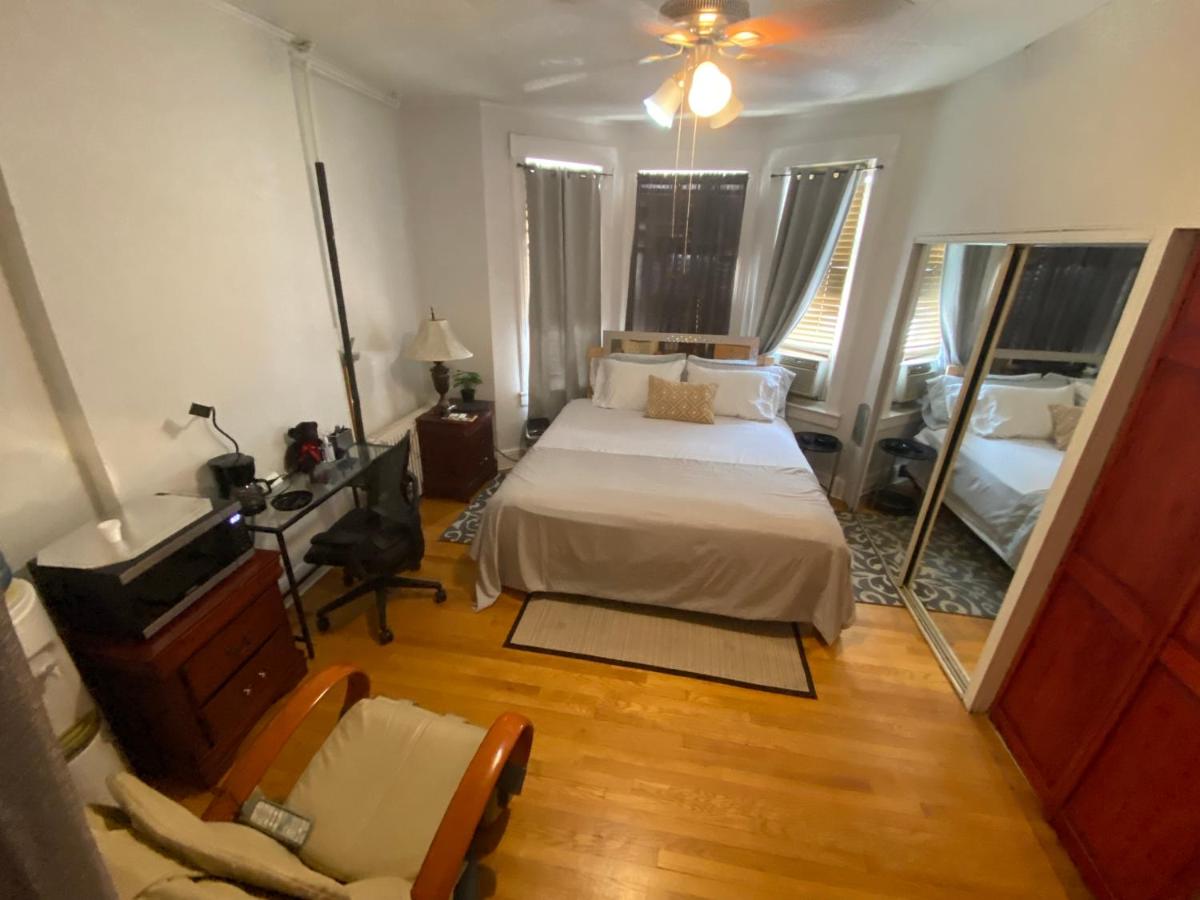 | Room in Guest room - 7privateroom Jacuzzimassage Sitparking15mins2ny