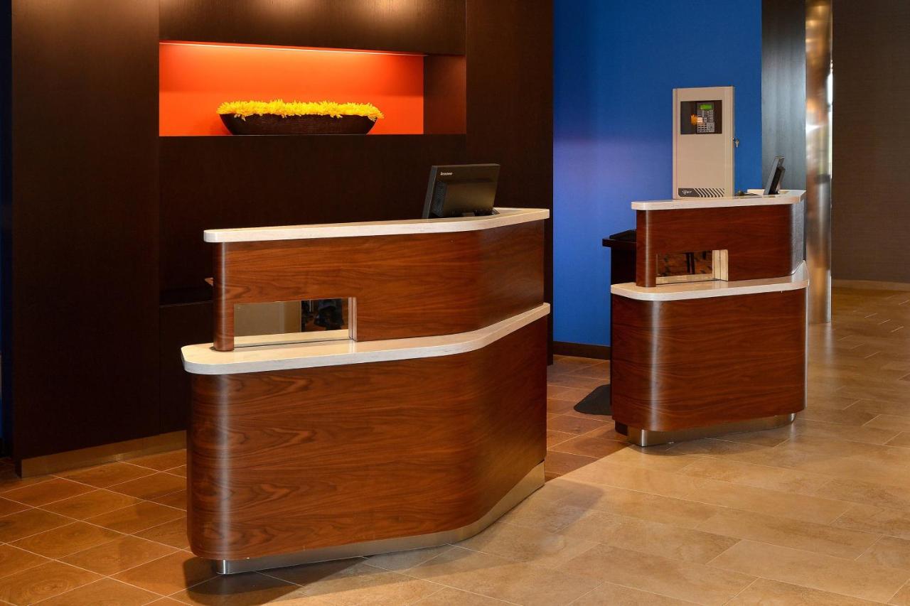  | Courtyard by Marriott Youngstown Canfield