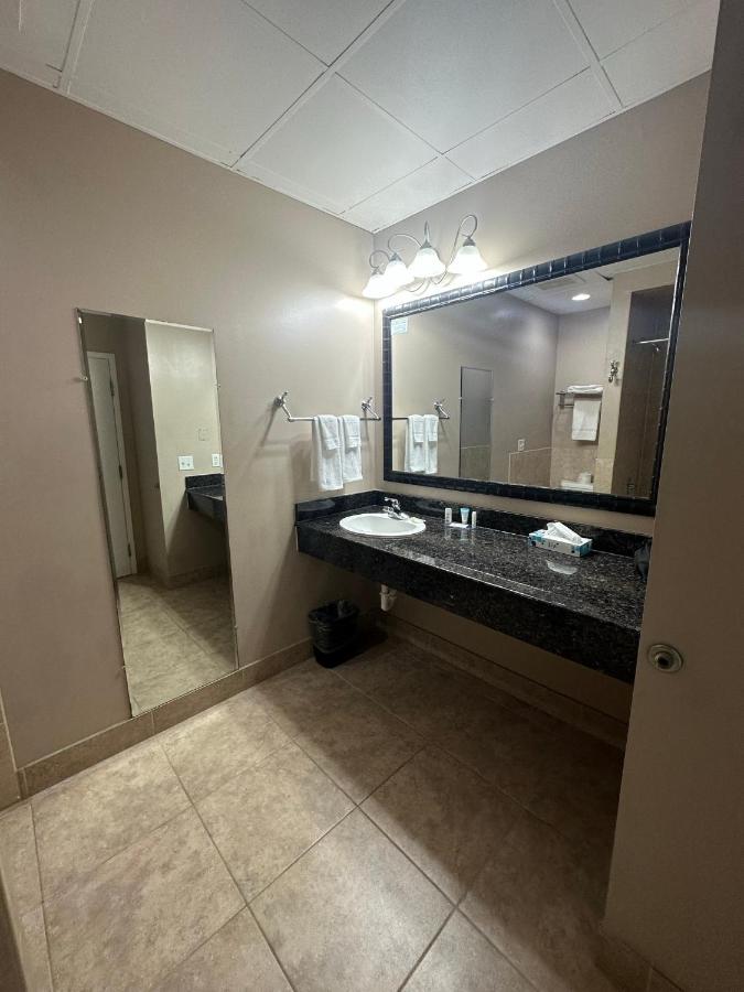 | Tahitian Inn Boutique Hotel Tampa