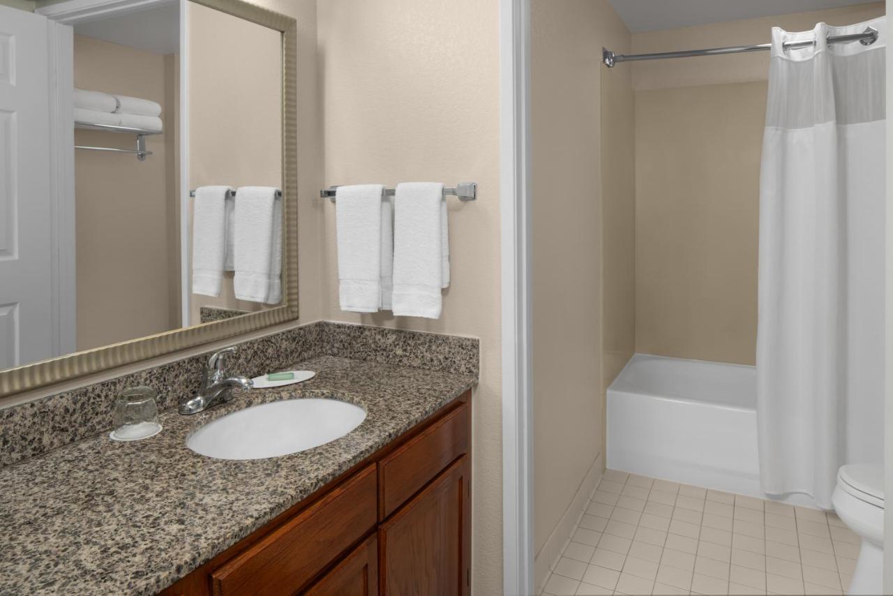 Queen Studio with Sofa Bed at Residence Inn by Marriott San Diego Downtown