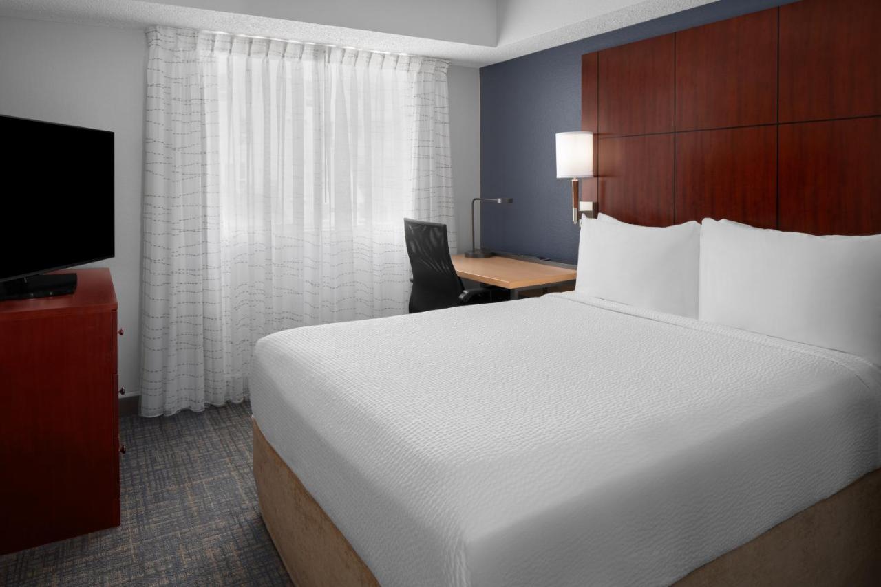 Two-Bedroom Suite at Residence Inn by Marriott San Diego Downtown