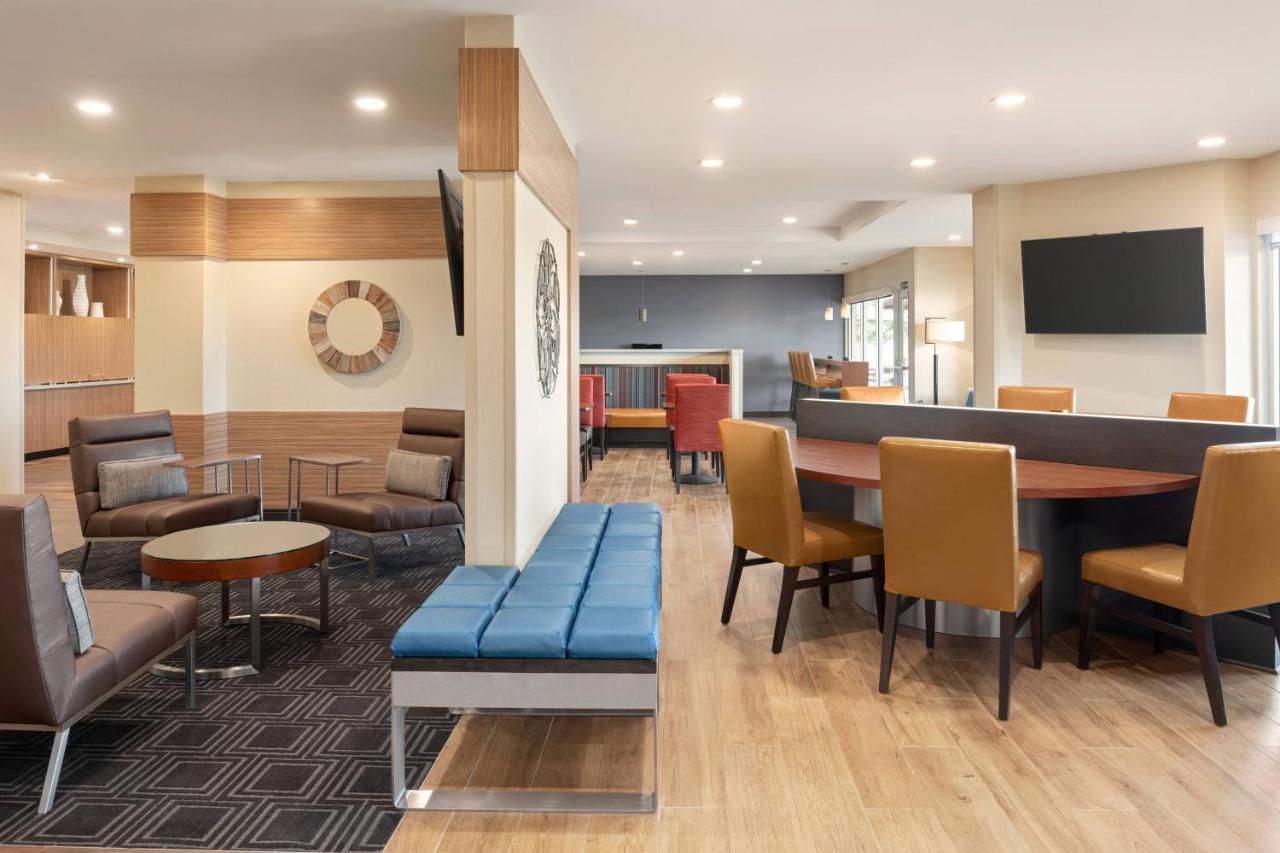 | TownePlace Suites by Marriott Janesville