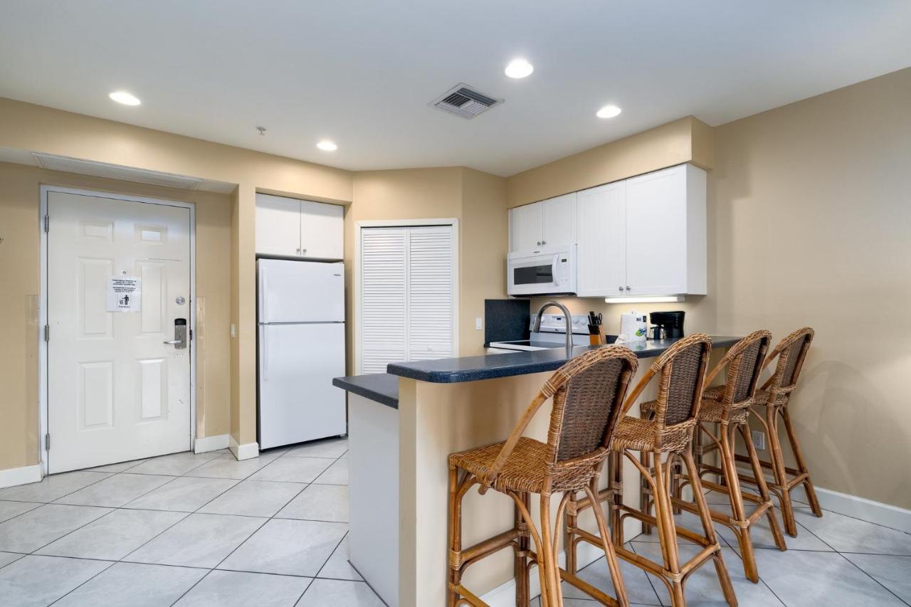 | Harbour House at the Inn 204