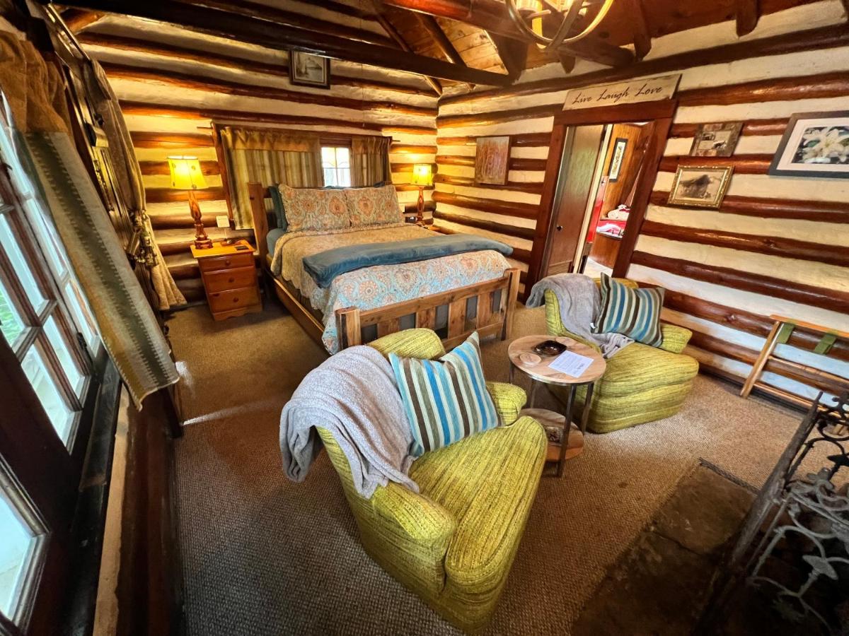 | Sherwood Court Cottages