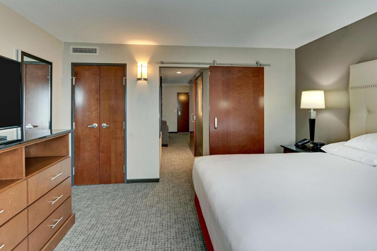 | Drury Plaza Hotel St. Paul Downtown