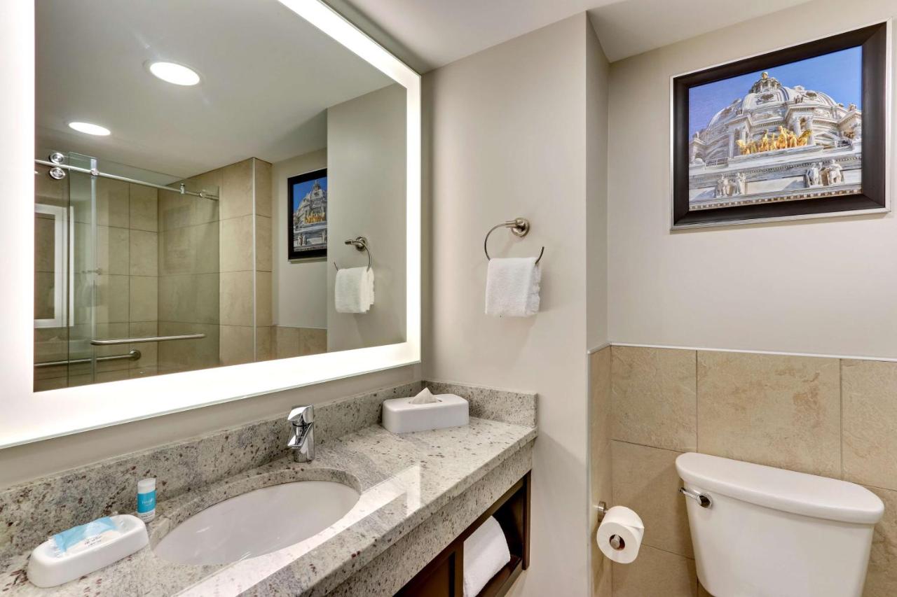 | Drury Plaza Hotel St. Paul Downtown