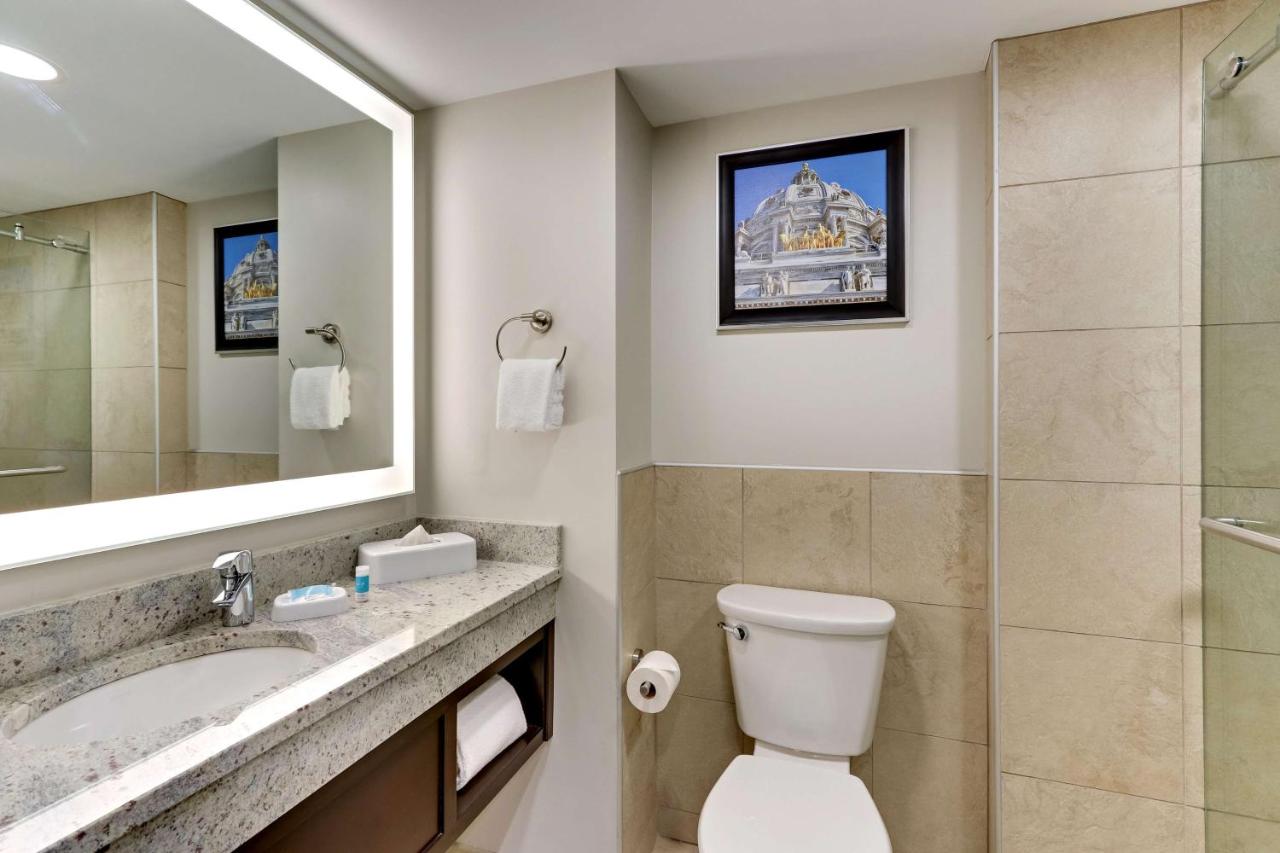  | Drury Plaza Hotel St. Paul Downtown