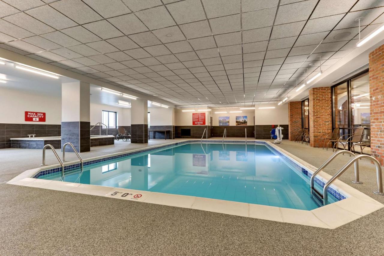 | Drury Plaza Hotel St. Paul Downtown