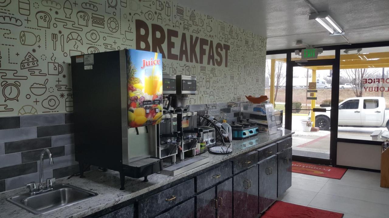 | Econo Lodge Oak Grove