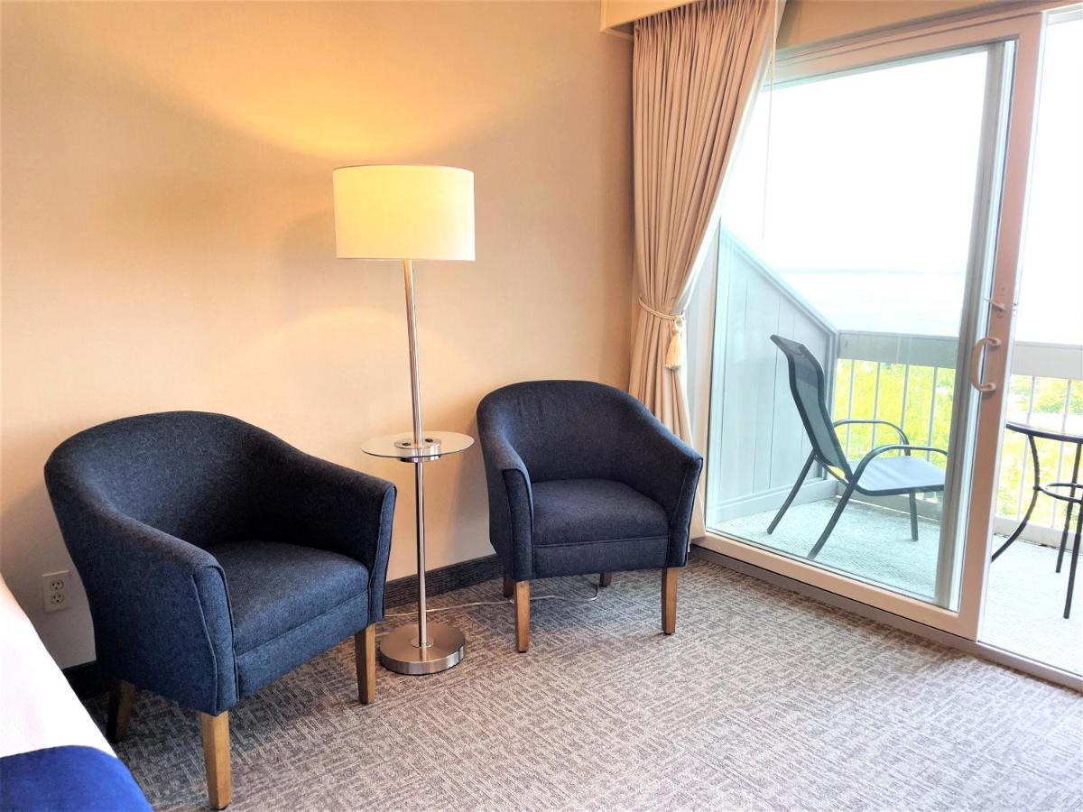 | Atlantic Eyrie Lodge