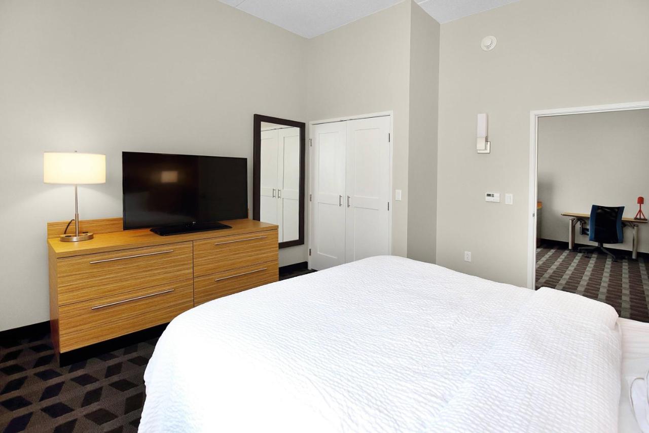 One-Bedroom Queen Suite at TownePlace Suites Grove City Mercer/Outlets