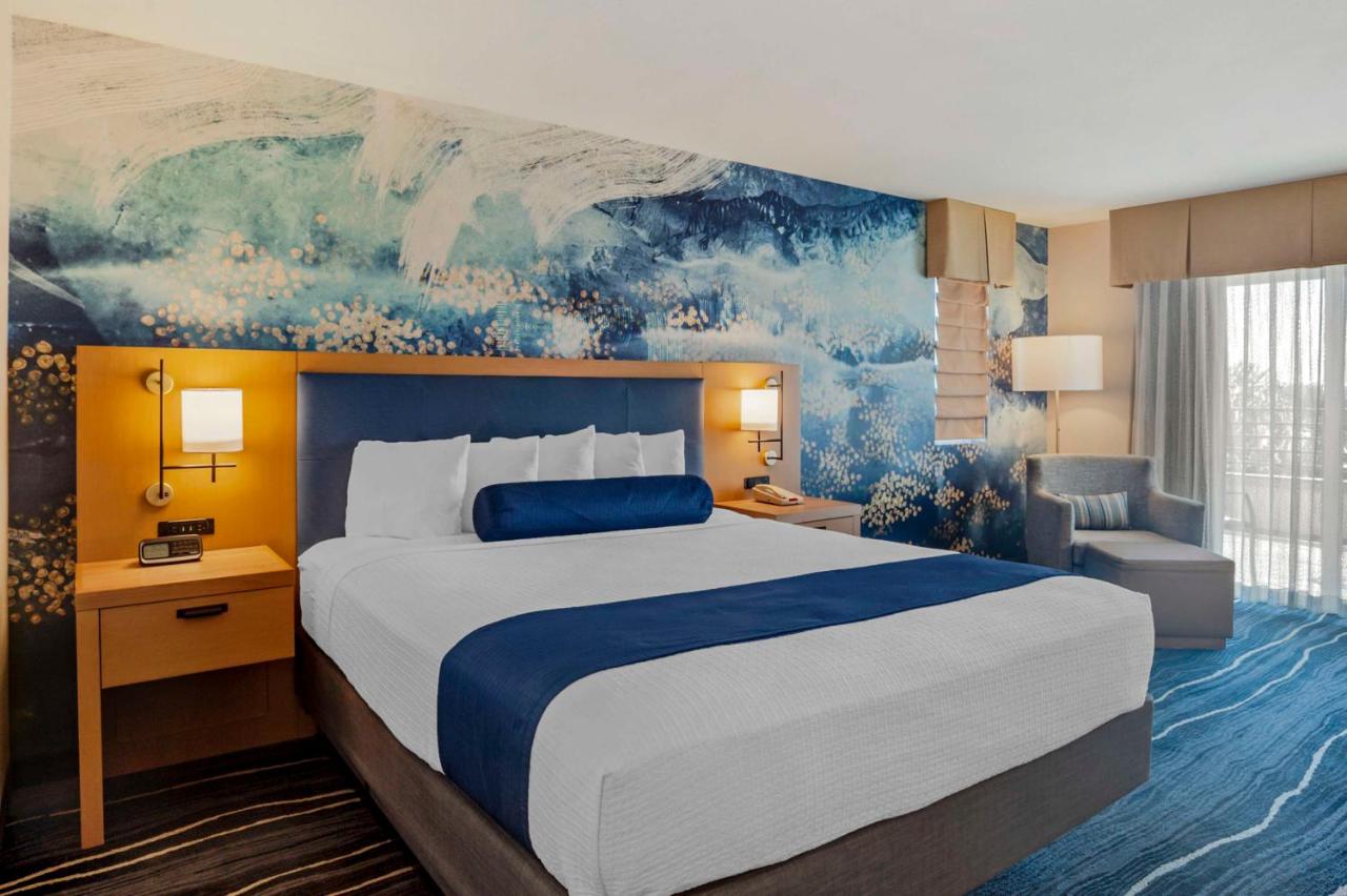 King Suite - Disability Access at Best Western Plus Marina Gateway Hotel