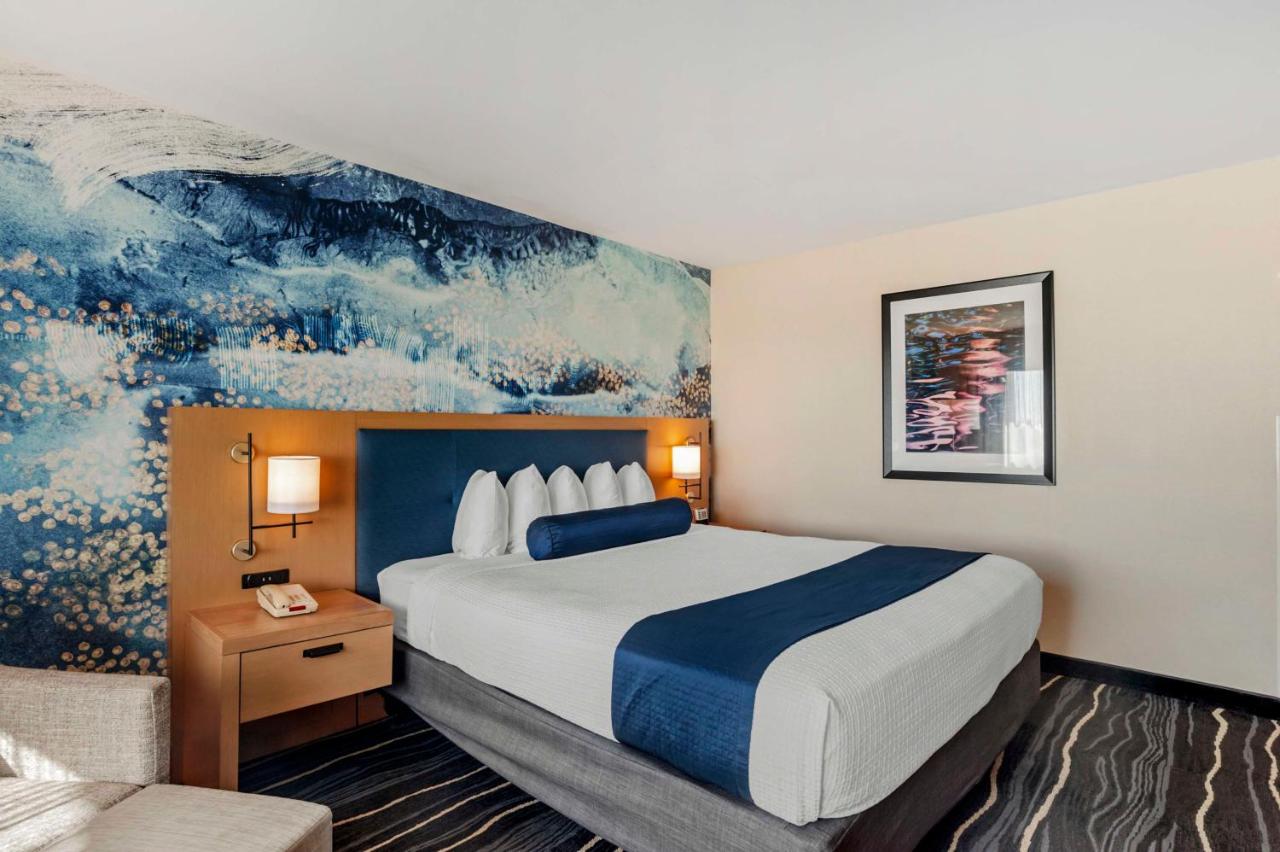 King Suite - Disability Access at Best Western Plus Marina Gateway Hotel