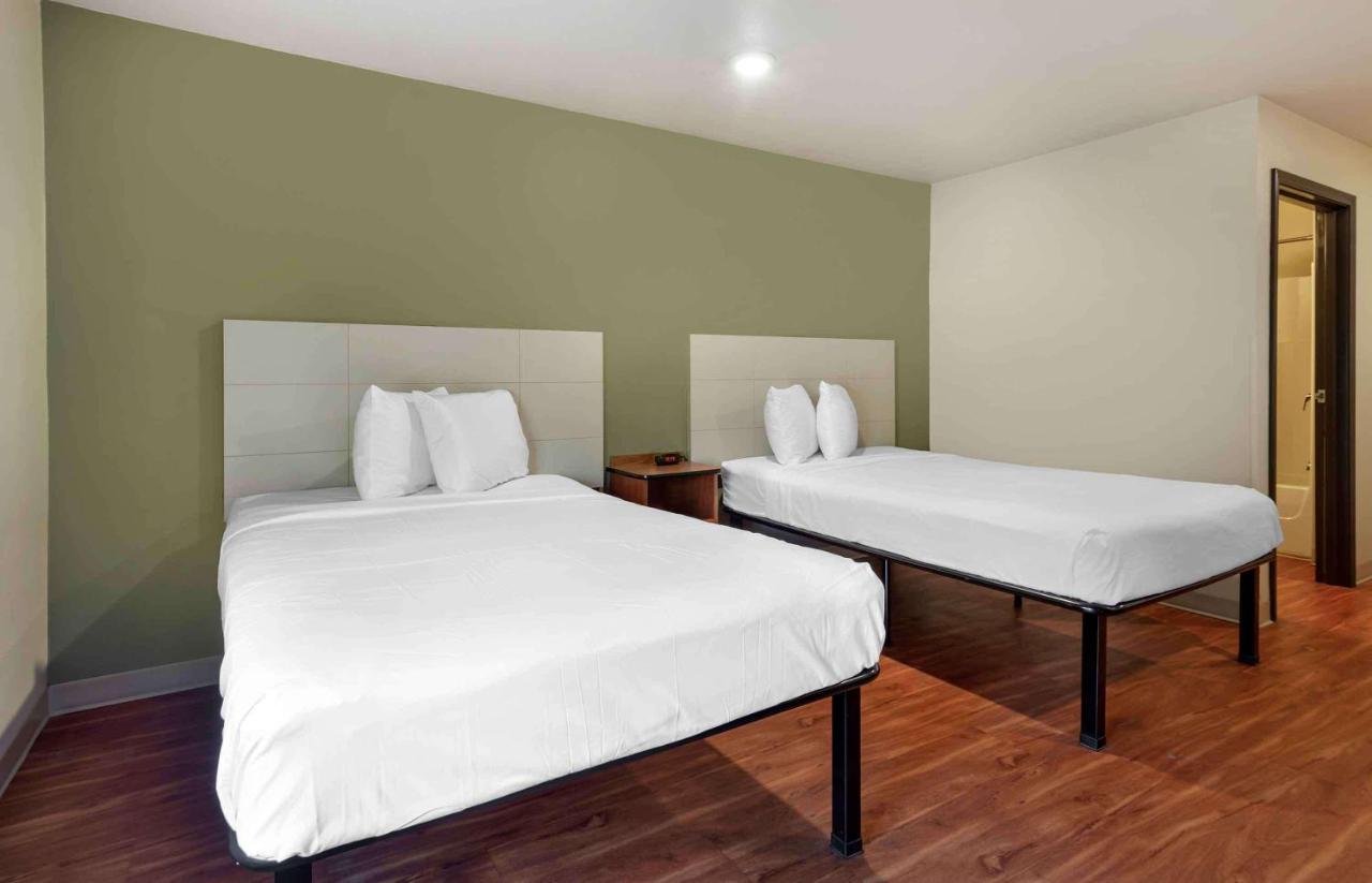 Double Room with Two Double Beds - Non-Smoking at Extended Stay America Select Suites - Atlanta - Alpharetta