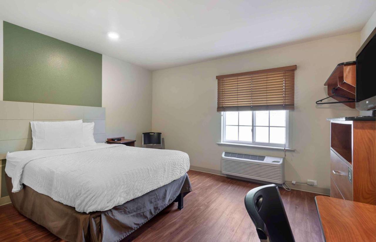Standard Double Room - Non-Smoking at Extended Stay America Select Suites - Atlanta - Alpharetta