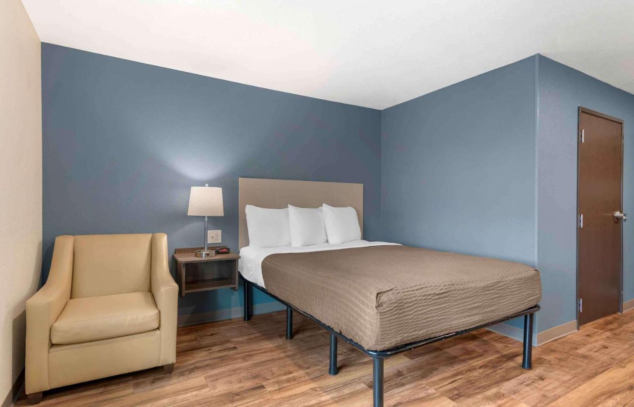 Standard Queen Room - Non Smoking at Extended Stay America Suites - Atlanta - Lithia Springs