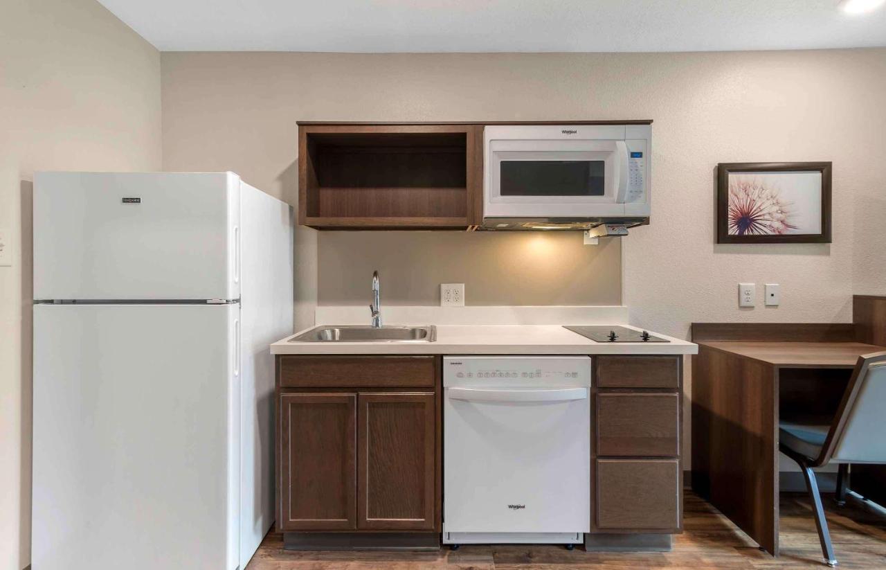 Standard Queen Room - Non Smoking at Extended Stay America Suites - Atlanta - Lithia Springs