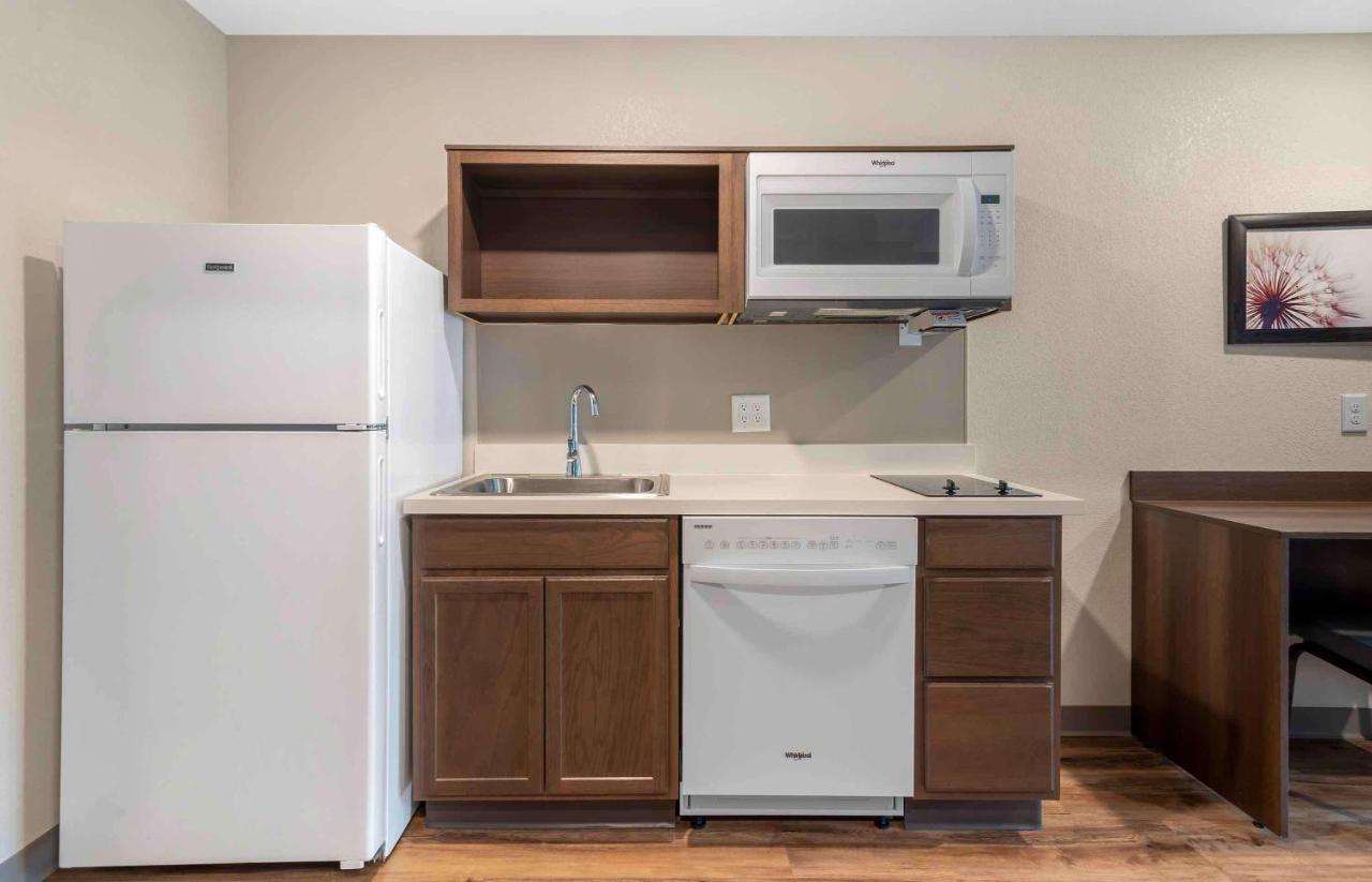 Standard Queen Room - Non Smoking at Extended Stay America Suites - Atlanta - Lithia Springs