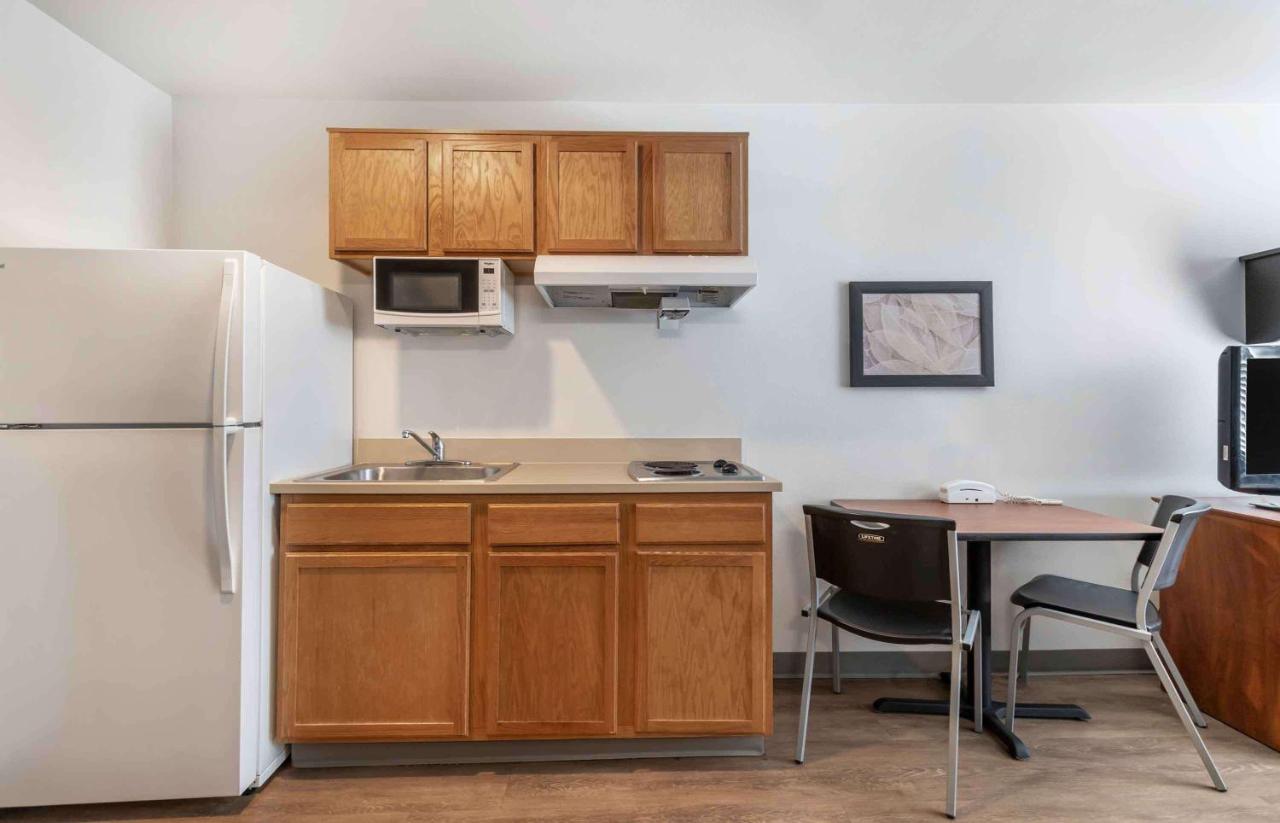| Extended Stay America Select Suites - Austin - Northwest