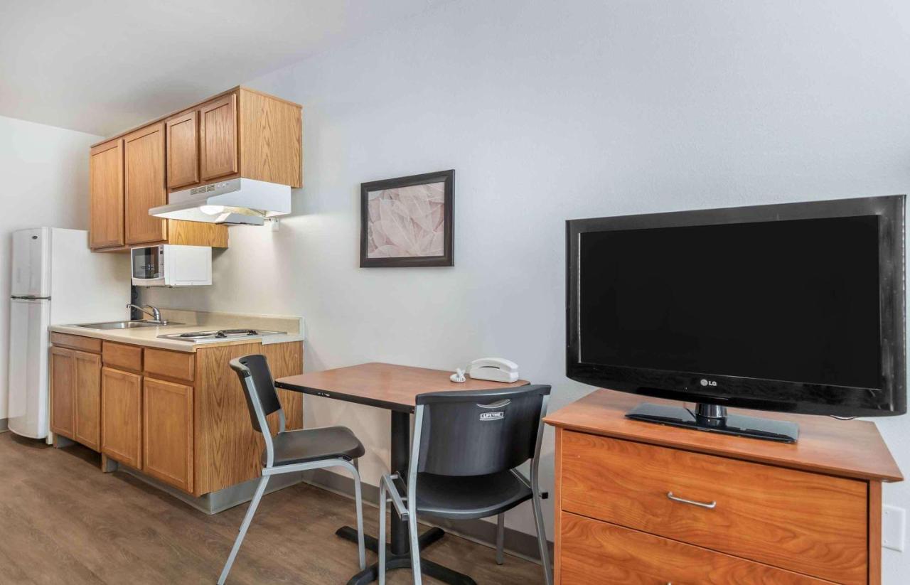 | Extended Stay America Select Suites - Austin - Northwest