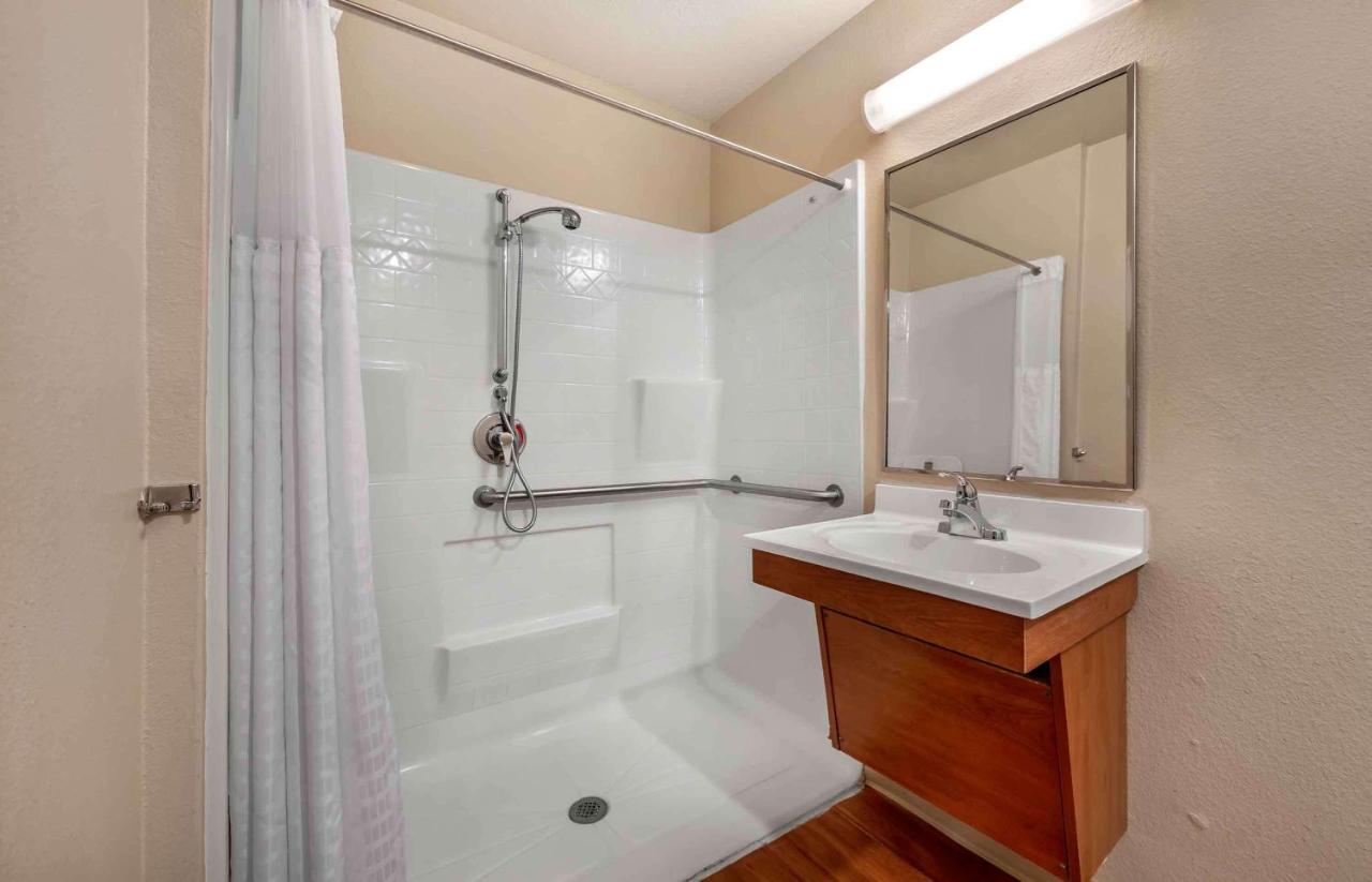 | Extended Stay America Select Suites - Austin - Northwest