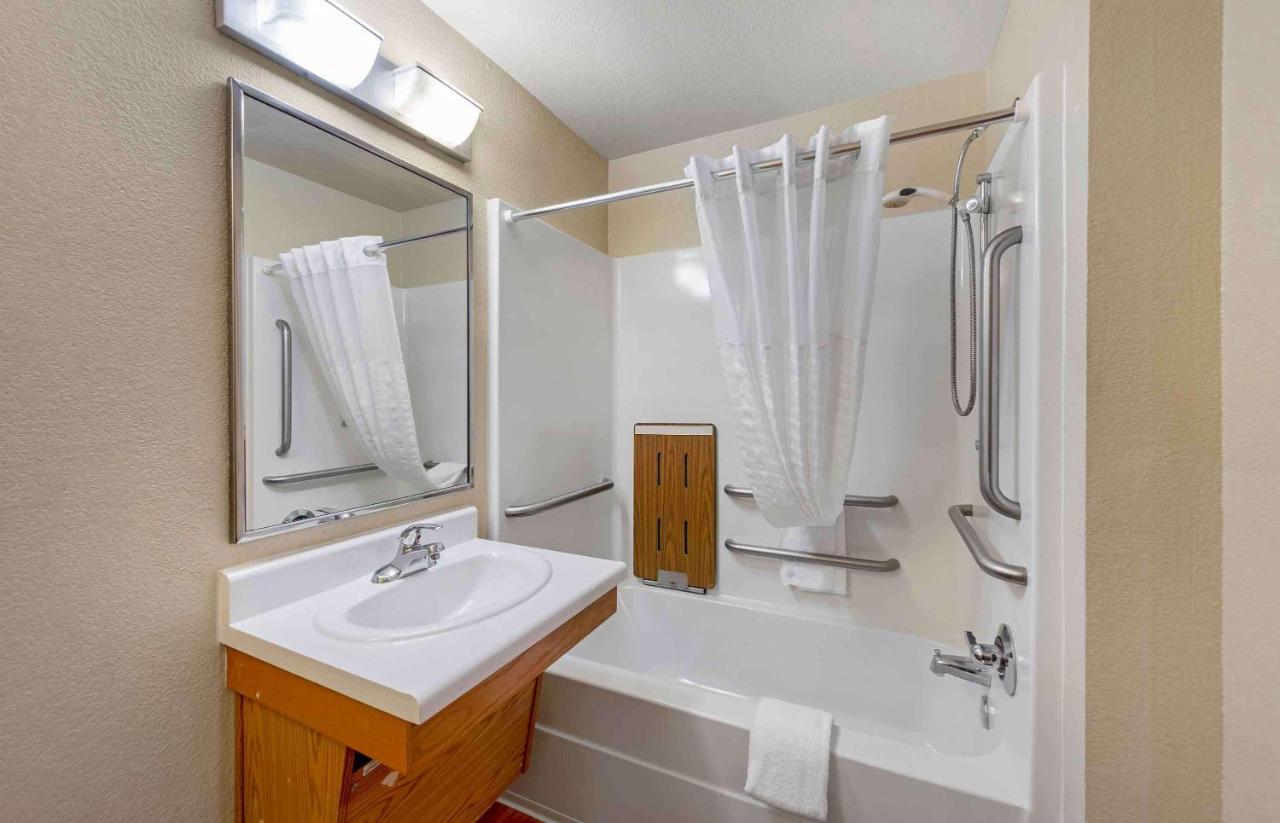 | Extended Stay America Select Suites - Austin - Northwest