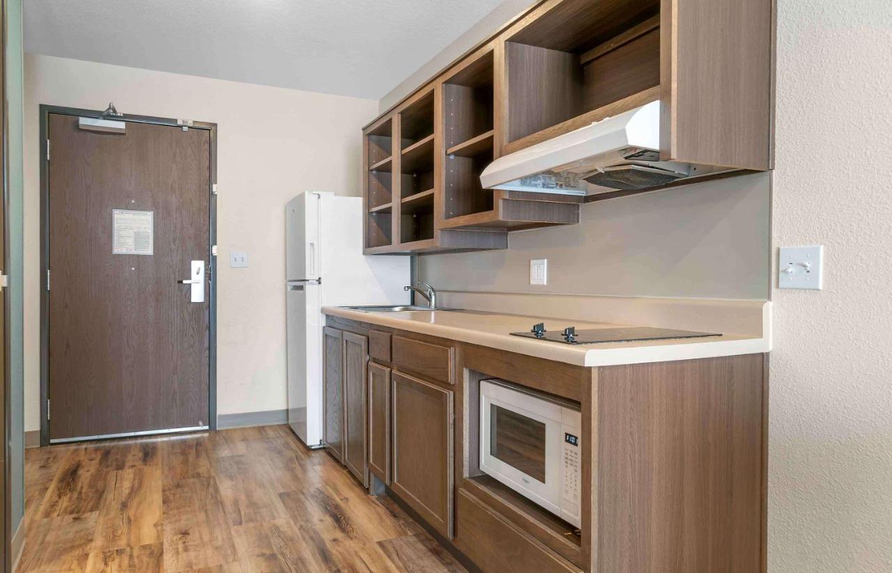 | Extended Stay America Suites - Detroit - Rochester Hills