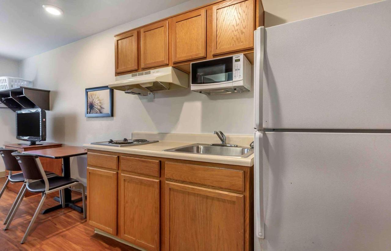 Standard Double Room - Non-Smoking at Extended Stay America Select Suites Gainesville