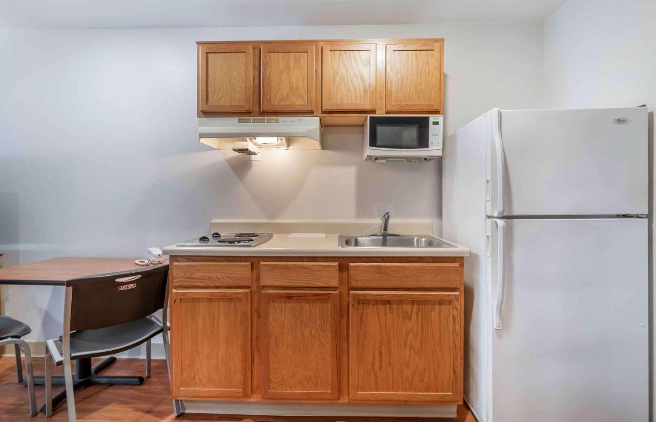 Standard Double Room - Non-Smoking at Extended Stay America Select Suites - Laredo