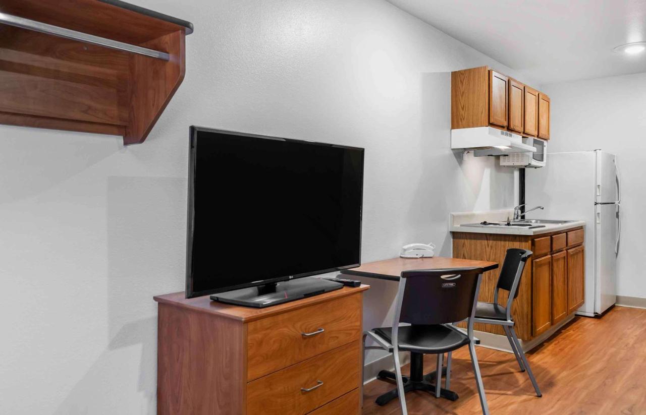 Double Room with Two Double Beds - Non-Smoking at Extended Stay America Select Suites - Laredo