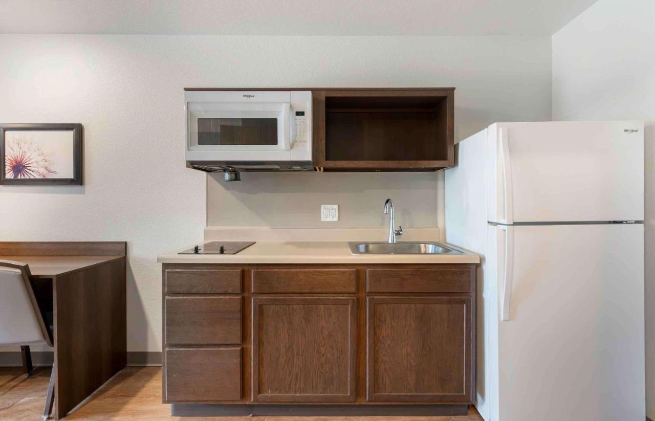 Standard Queen Room with Two Queen Beds - Non-Smoking at Extended Stay America Suites - St Paul - Woodbury