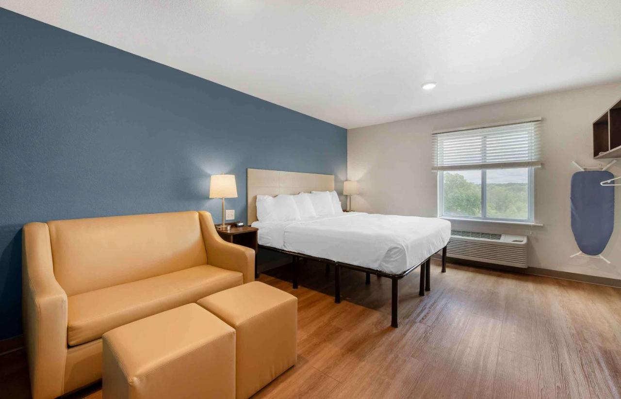 Standard King Room - Non-Smoking at Extended Stay America Suites - St Paul - Woodbury