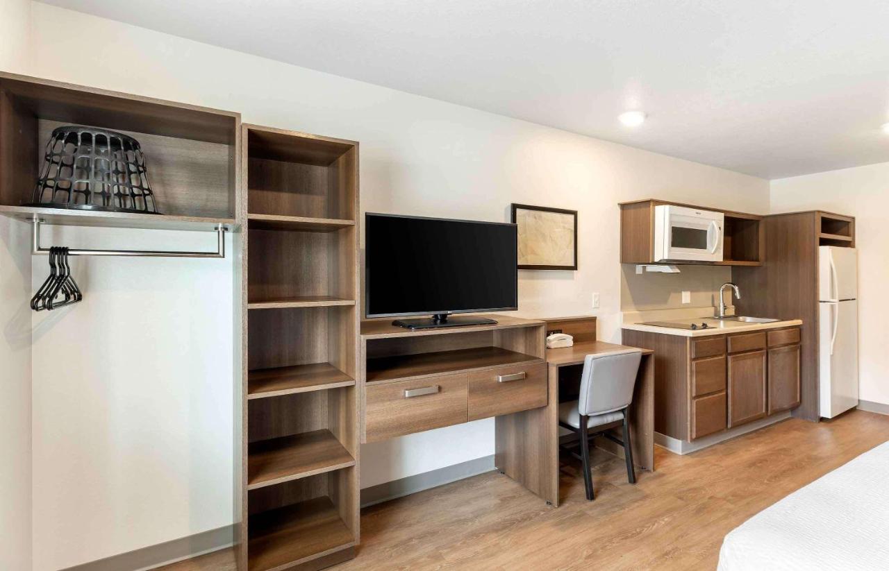 Standard Queen Room - Non-Smoking at Extended Stay America Suites - Denver - Centennial