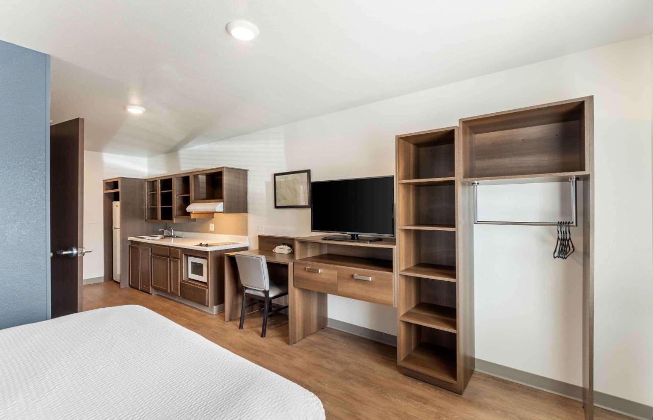 Standard Queen Room - Non-Smoking at Extended Stay America Suites - Denver - Centennial