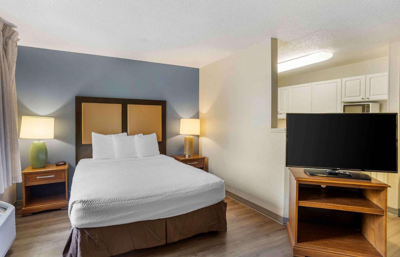| Extended Stay America Suites - Philadelphia - Mt Laurel - Pacilli Place