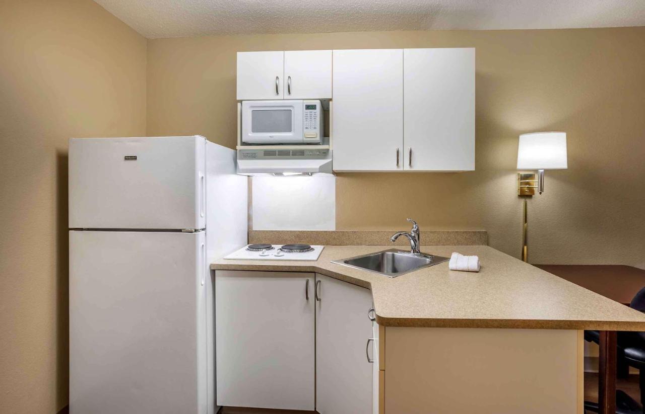 | Extended Stay America Suites - Philadelphia - Horsham - Welsh Rd