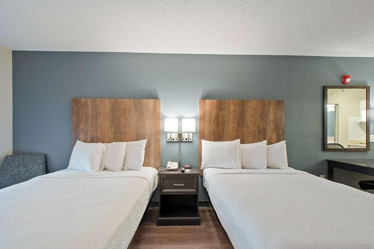 Studio with 2 Double Beds - Hearing Accessible - Non-Smoking at Extended Stay America Suites Miami Airport Blue Lagoon