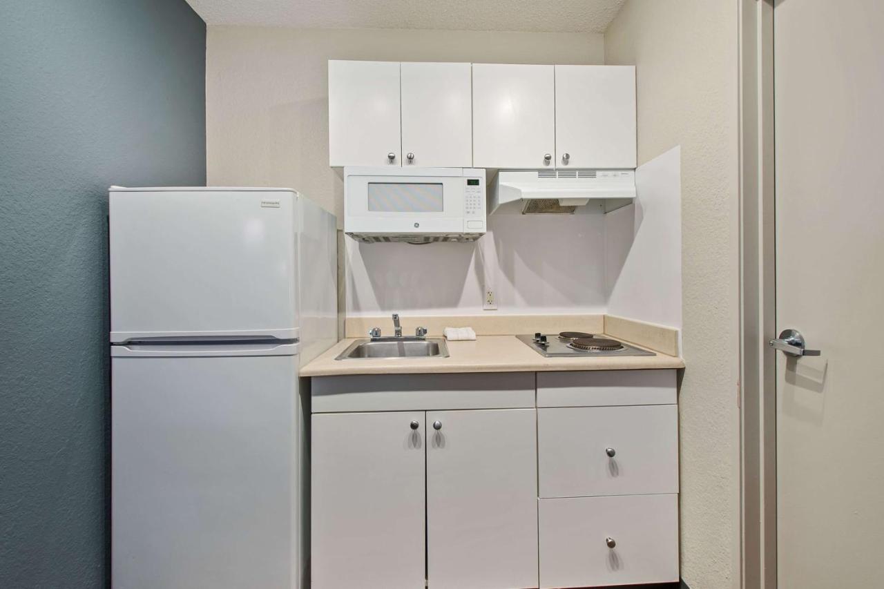 Studio with 2 Double Beds - Hearing Accessible - Non-Smoking at Extended Stay America Suites Miami Airport Blue Lagoon