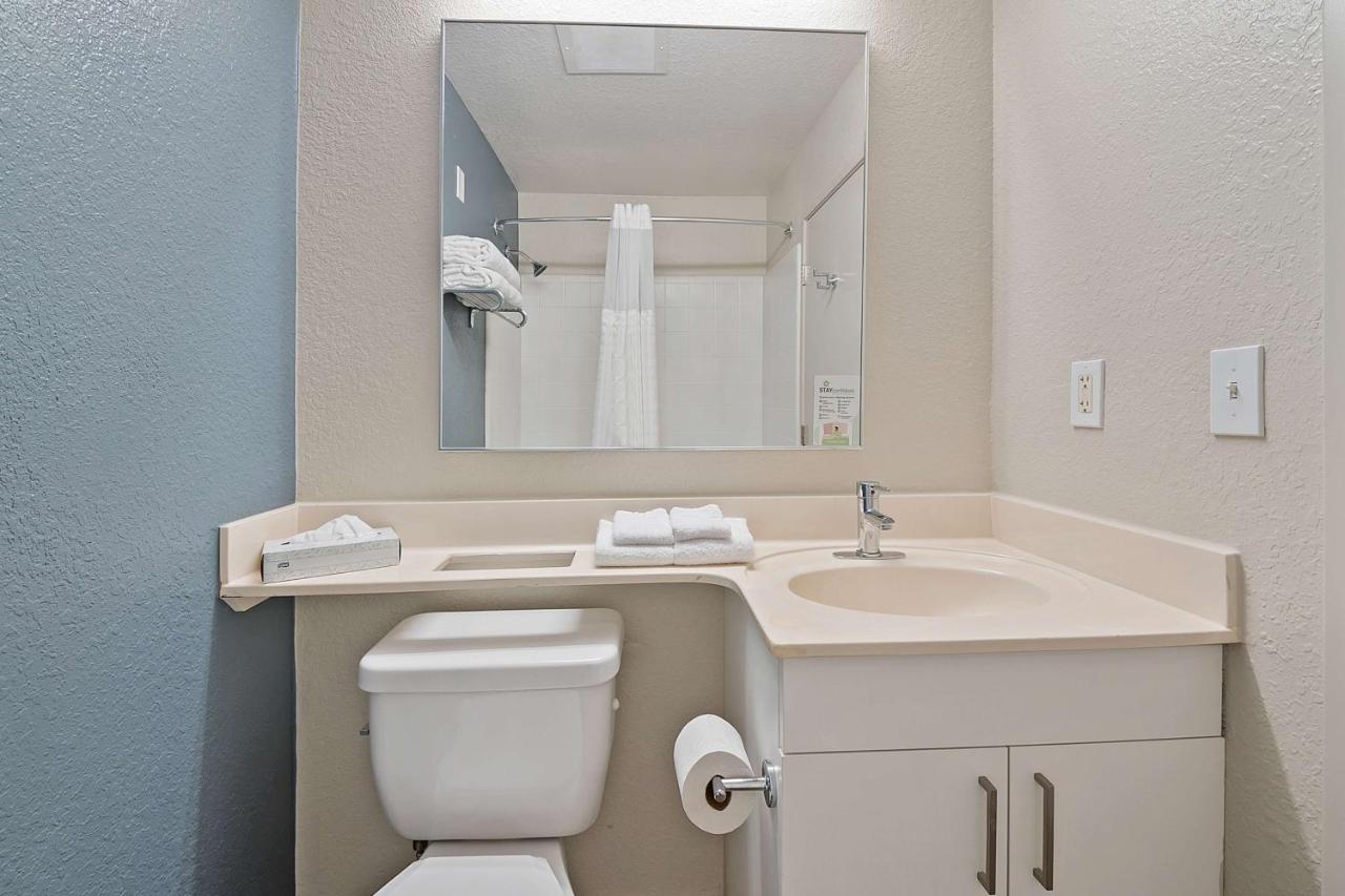 Queen Studio - Non-Smoking at Extended Stay America Suites Miami Airport Blue Lagoon