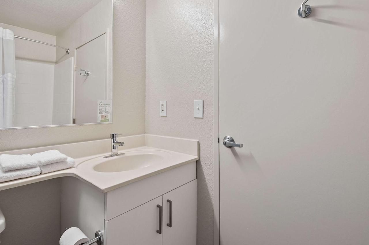 Studio with 1 Queen Bed - Hearing Accessible - Non-Smoking at Extended Stay America Suites Miami Airport Blue Lagoon
