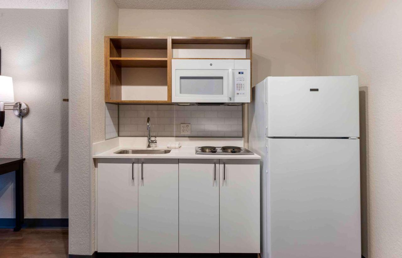 Studio with 1 King Bed - Non-Smoking at Extended Stay America Premier Suites Miami Coral Gables