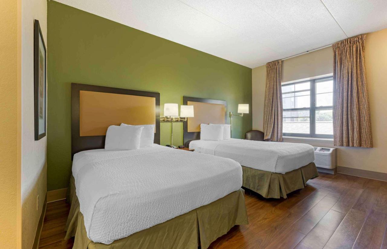 | Extended Stay America Suites - Chicago - Darien