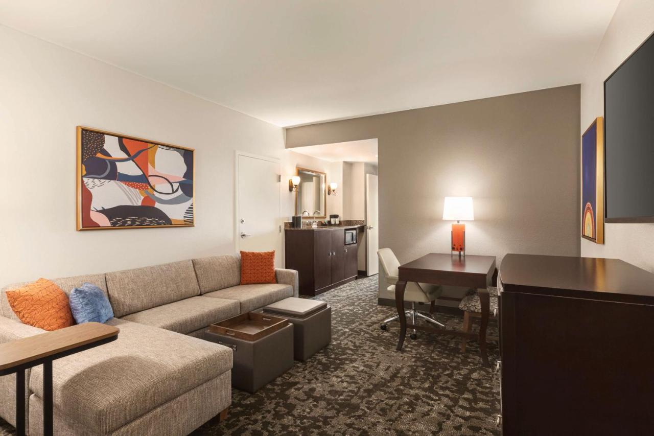 One-Bedroom King Suite - Non-Smoking at Embassy Suites by Hilton Orlando Lake Buena Vista South