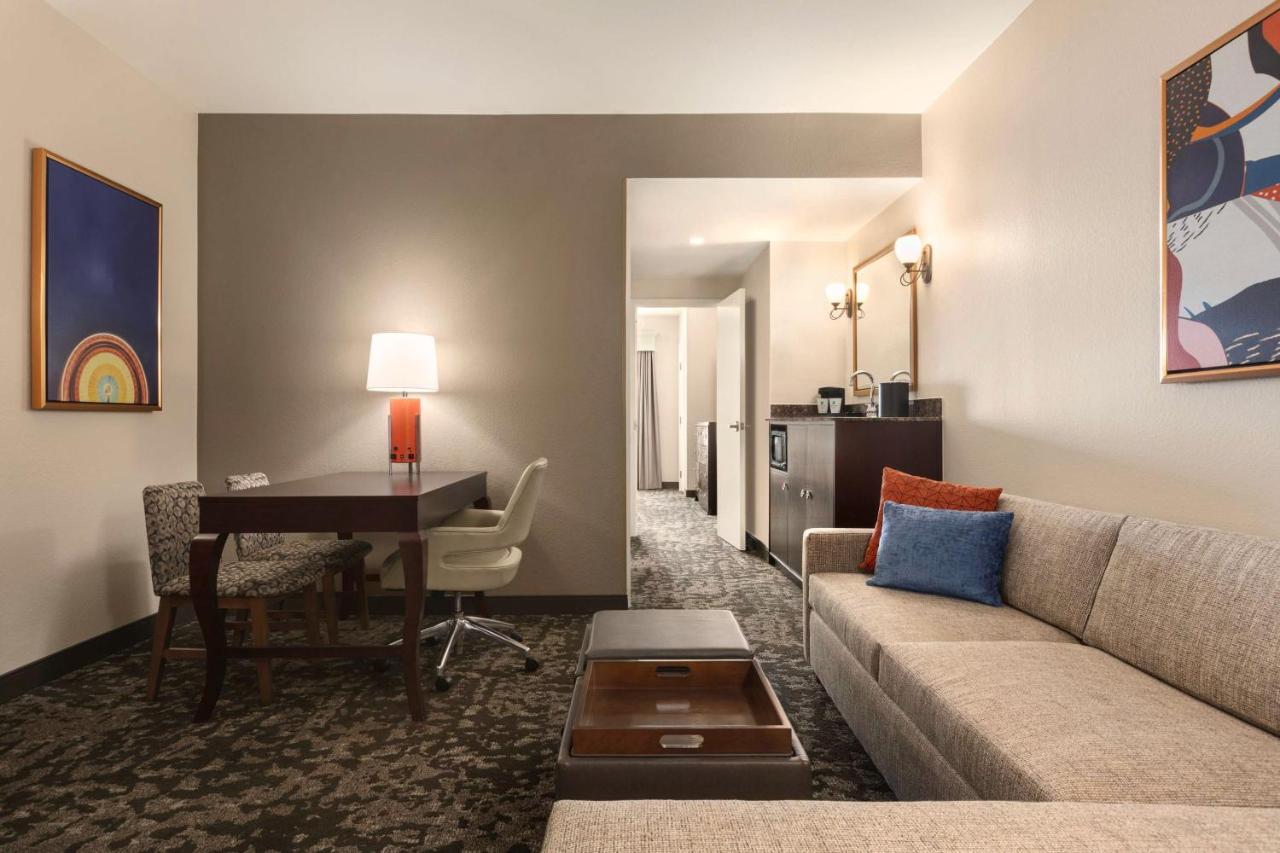 One-Bedroom Queen Suite with Two Queen Beds - Non-Smoking at Embassy Suites by Hilton Orlando Lake Buena Vista South