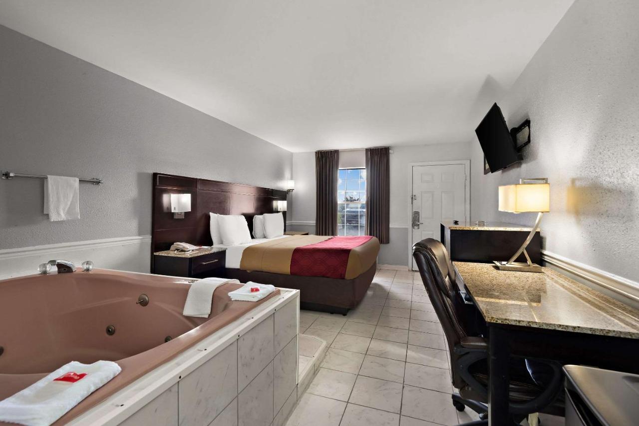| Econo Lodge Princess Anne