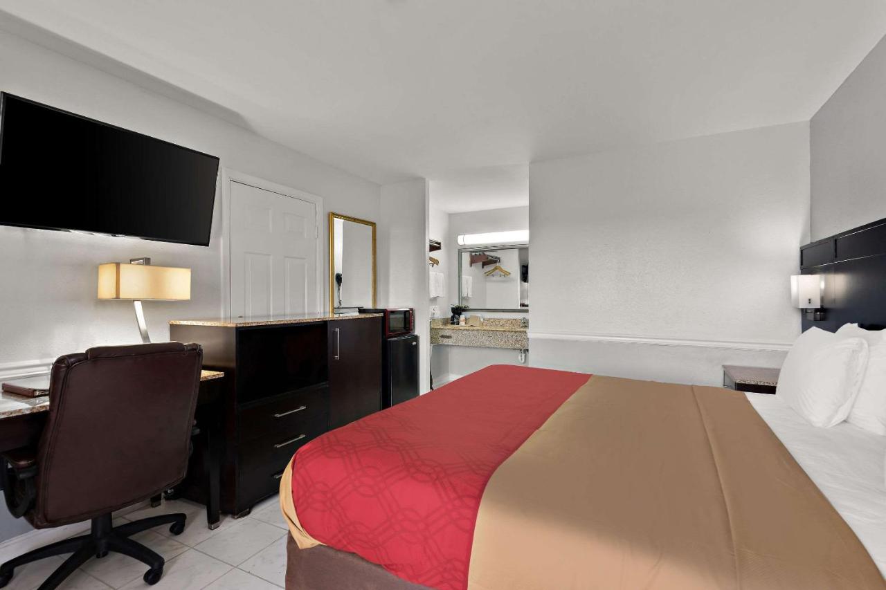 | Econo Lodge Princess Anne